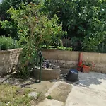 Kwatera prywatna La Lenzerina Casa Indipendente Con Giardino