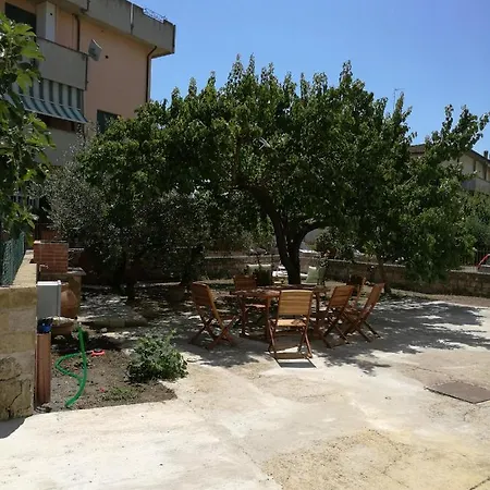 La Lenzerina Casa Indipendente Con Giardino Ubytování v soukromí Scarlino