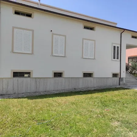 La Lenzerina Casa Indipendente Con Giardino Scarlino
