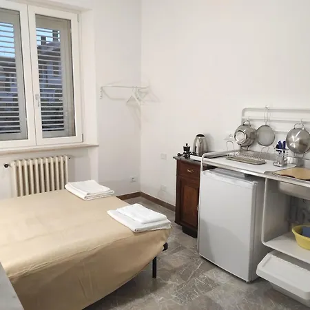 La Lenzerina Casa Indipendente Con Giardino Ubytování v soukromí