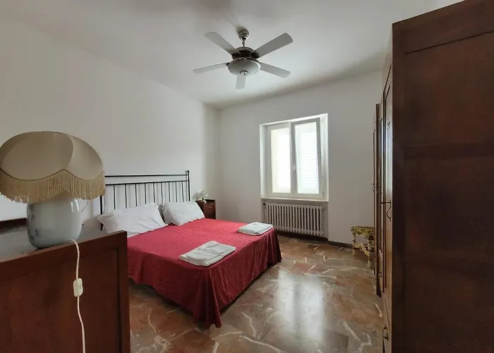 Habitación en casa particular La Lenzerina Casa Indipendente Con Giardino