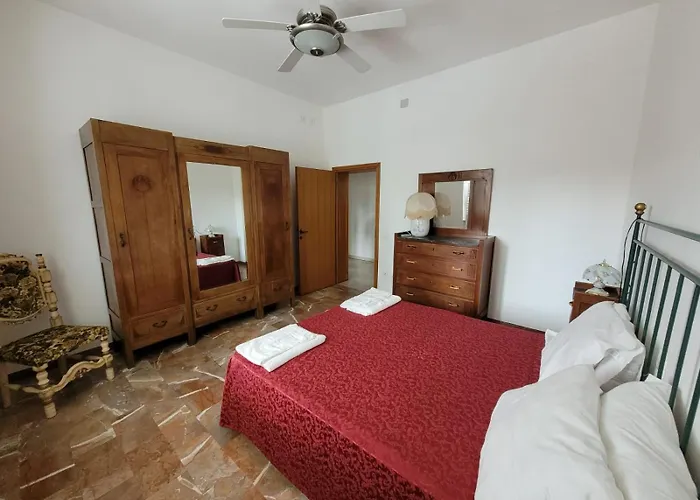 Habitación en casa particular La Lenzerina Casa Indipendente Con Giardino *