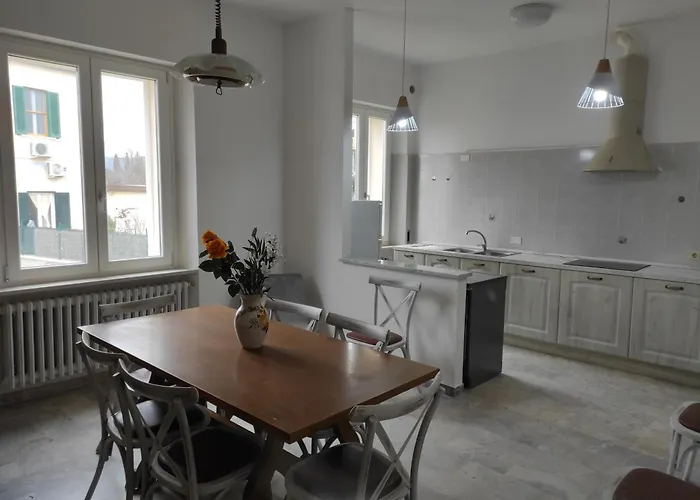 La Lenzerina Casa Indipendente Con Giardino Habitación en casa particular